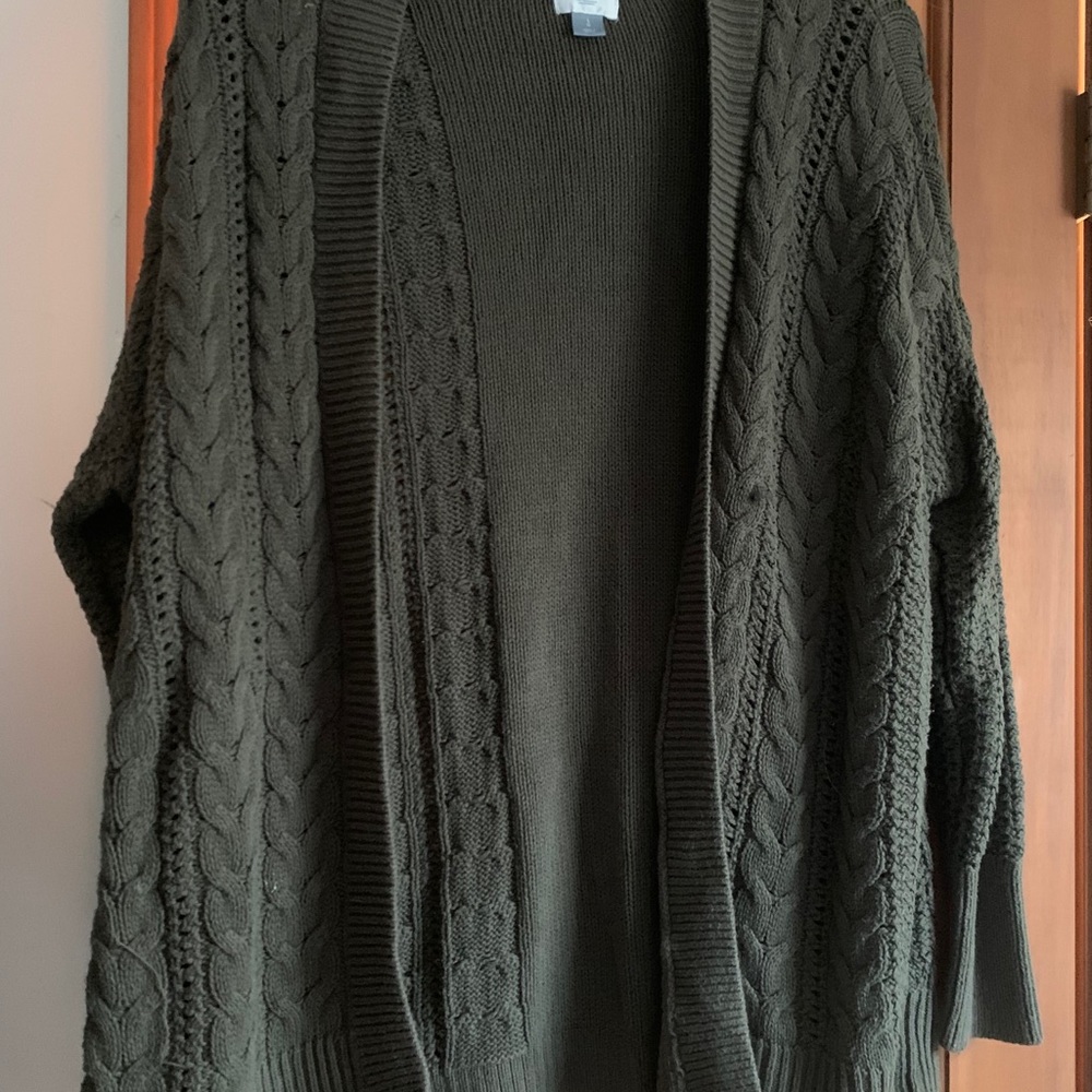 Dark Green sweater